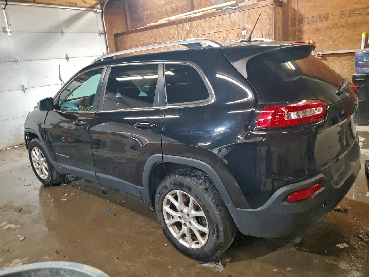 2017 JEEP CHEROKEE LATITUDE photo 3