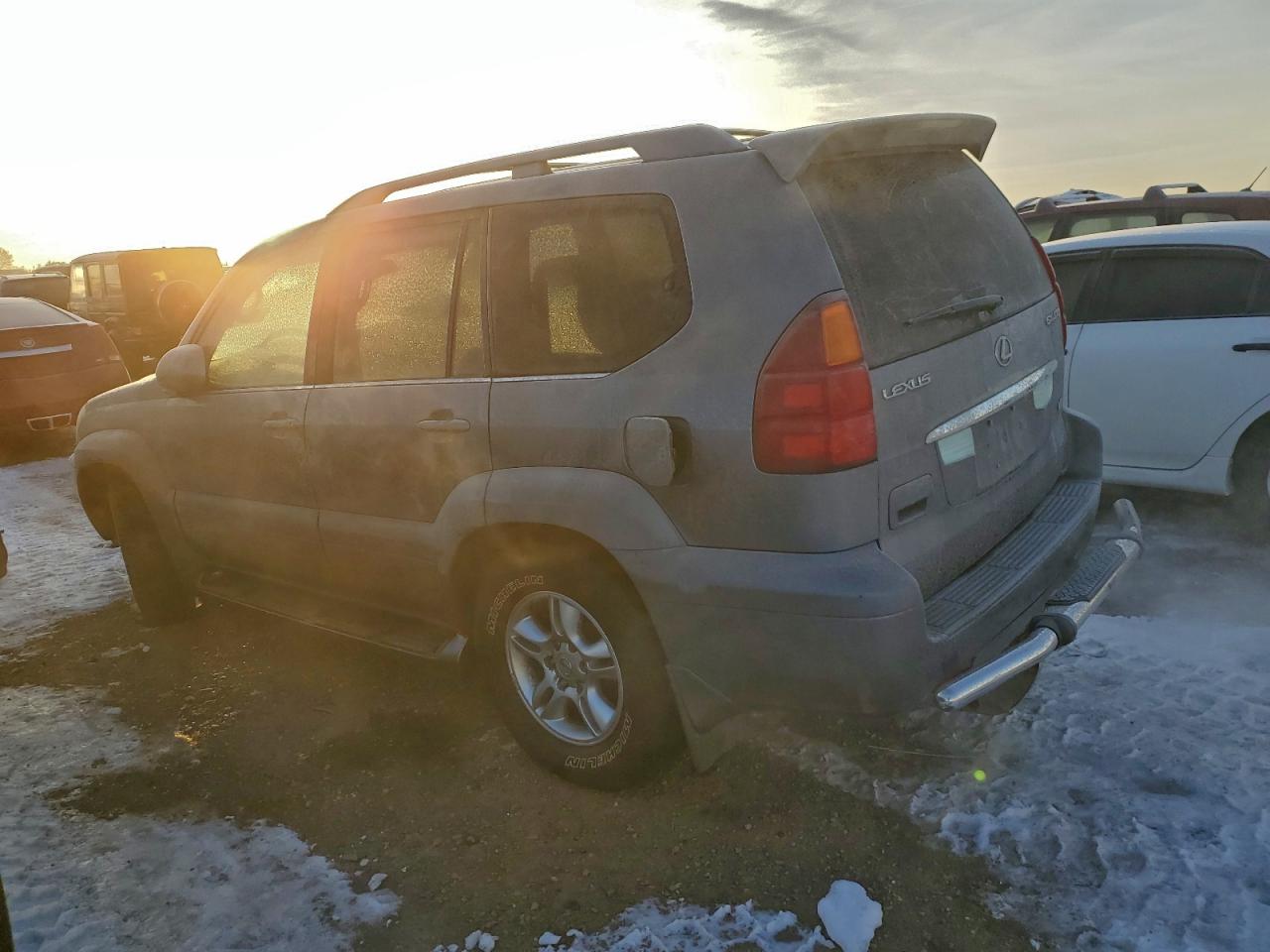 2005 LEXUS GX 470 photo 2