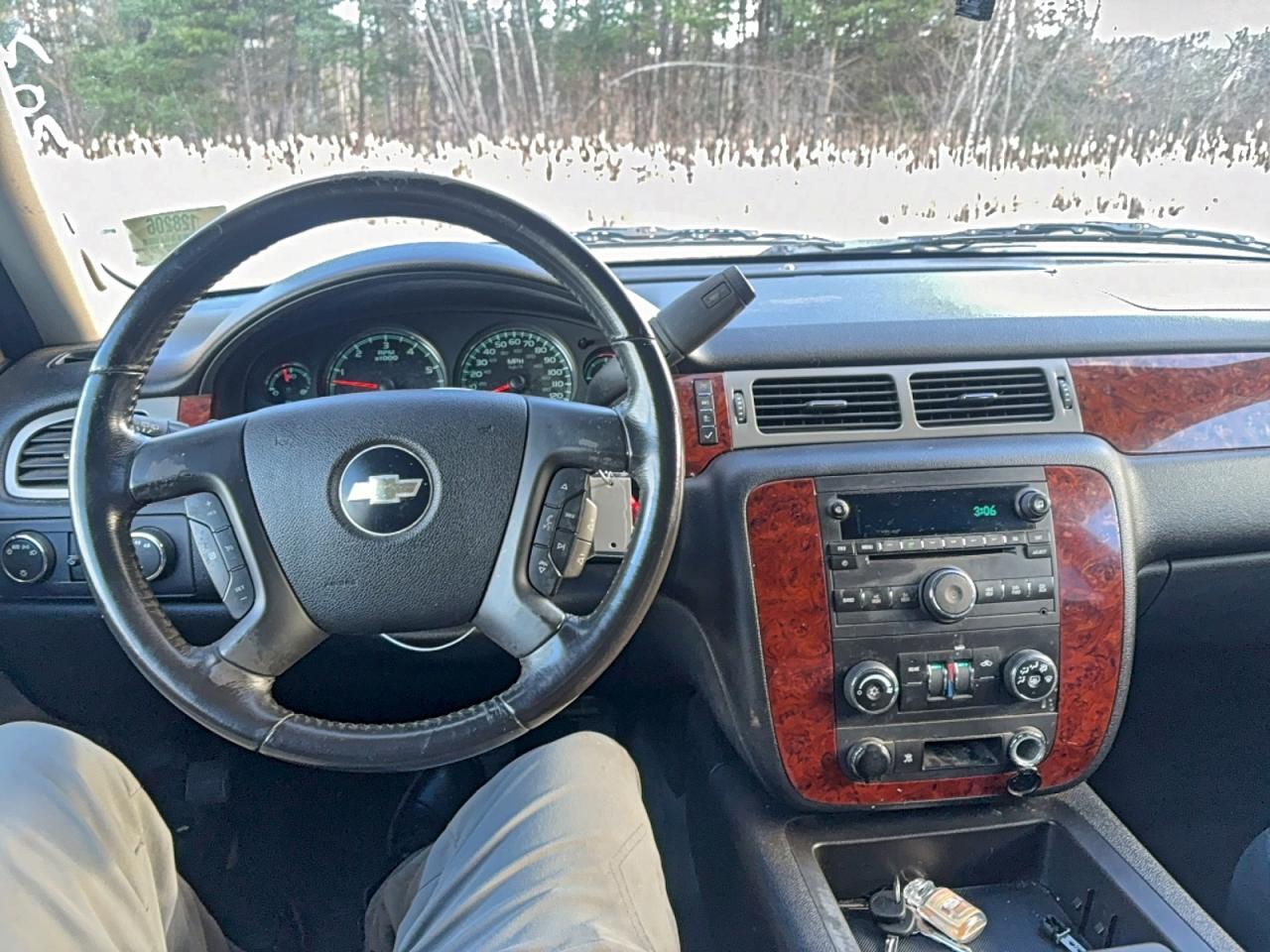 2009 CHEVROLET SUBURBAN K1500 LT photo 33