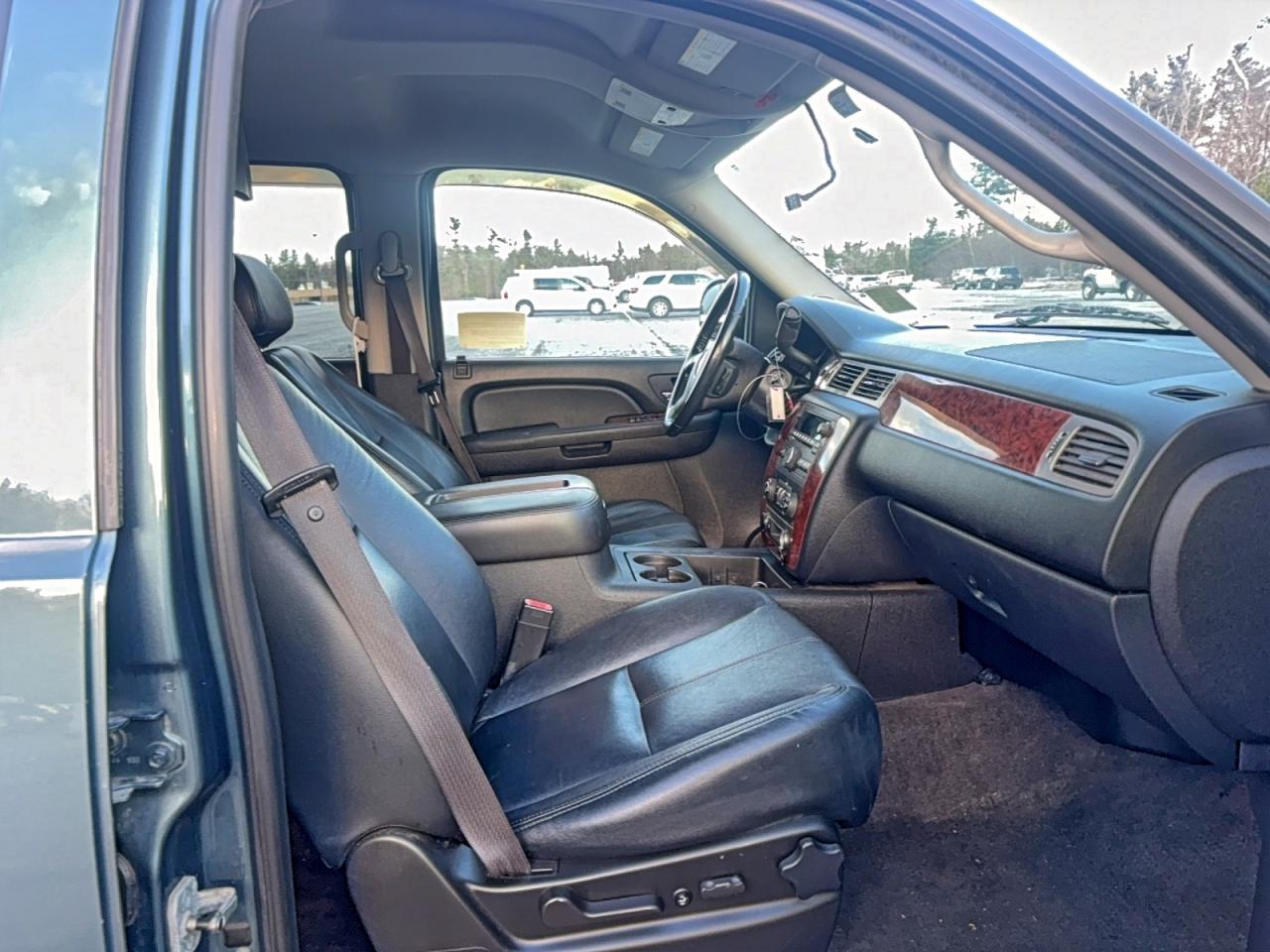 2009 CHEVROLET SUBURBAN K1500 LT photo 17
