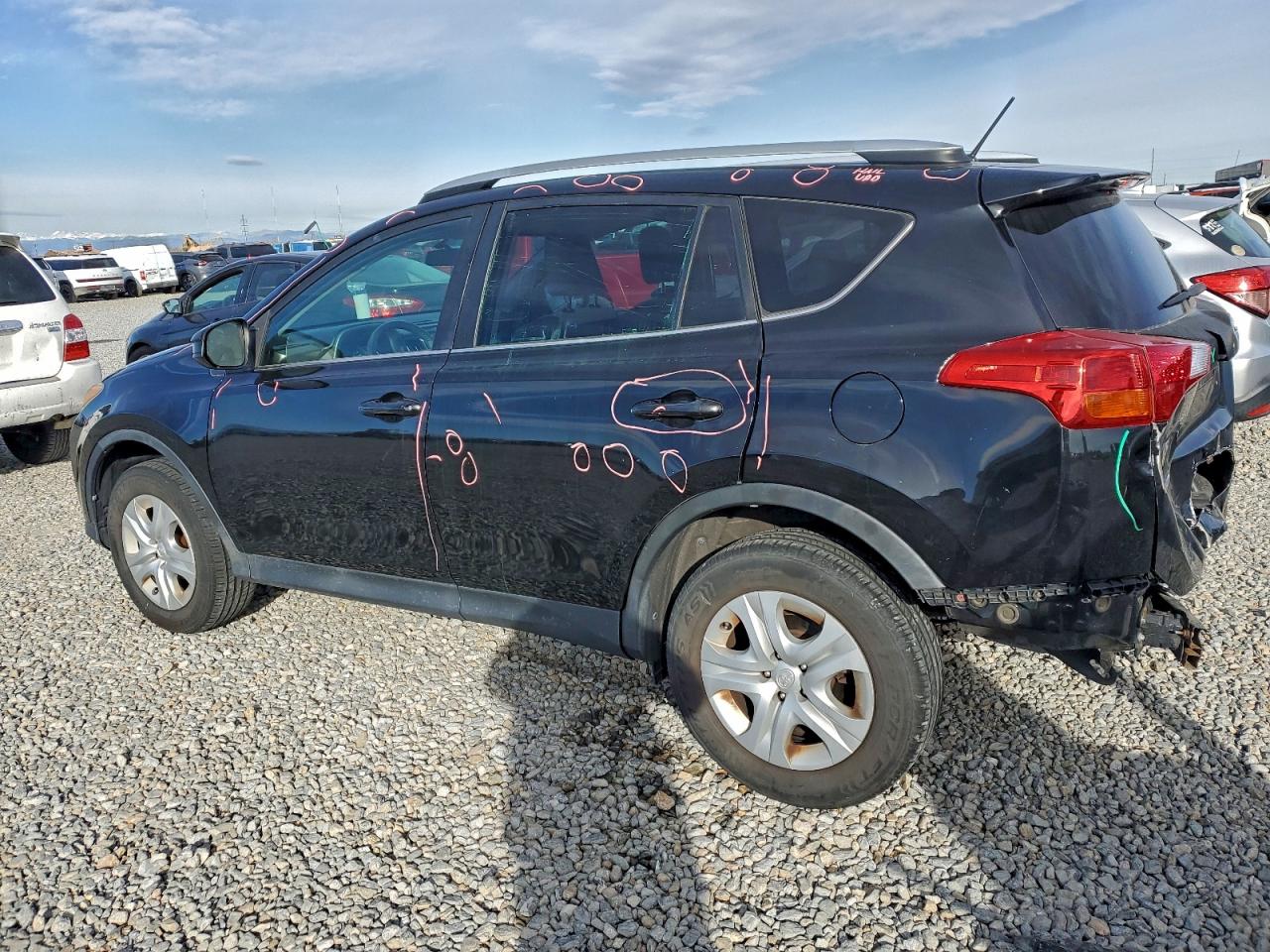 2013 TOYOTA RAV4 LE photo 3