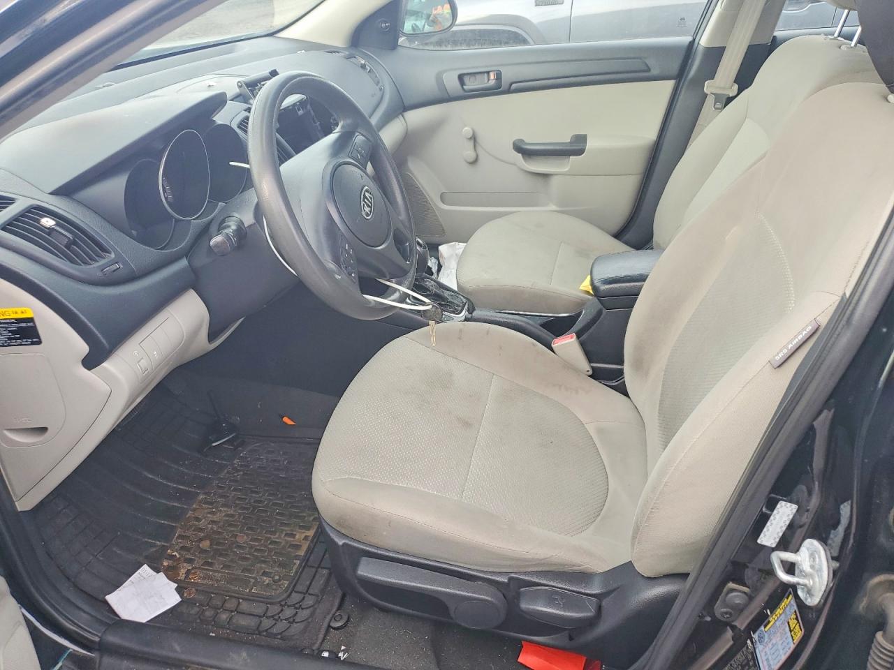 2012 KIA FORTE LX photo 13