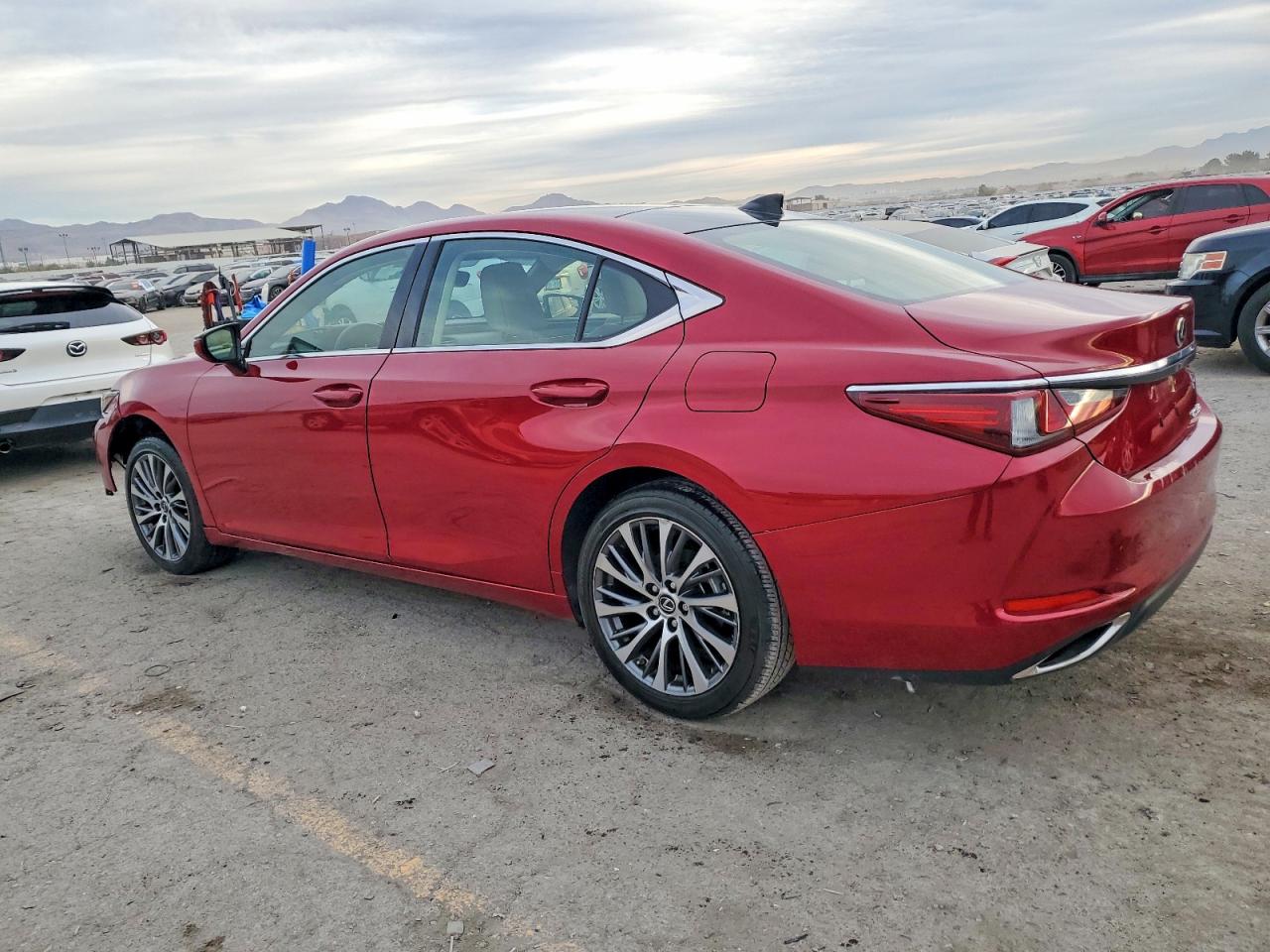 2019 LEXUS ES 350 photo 3