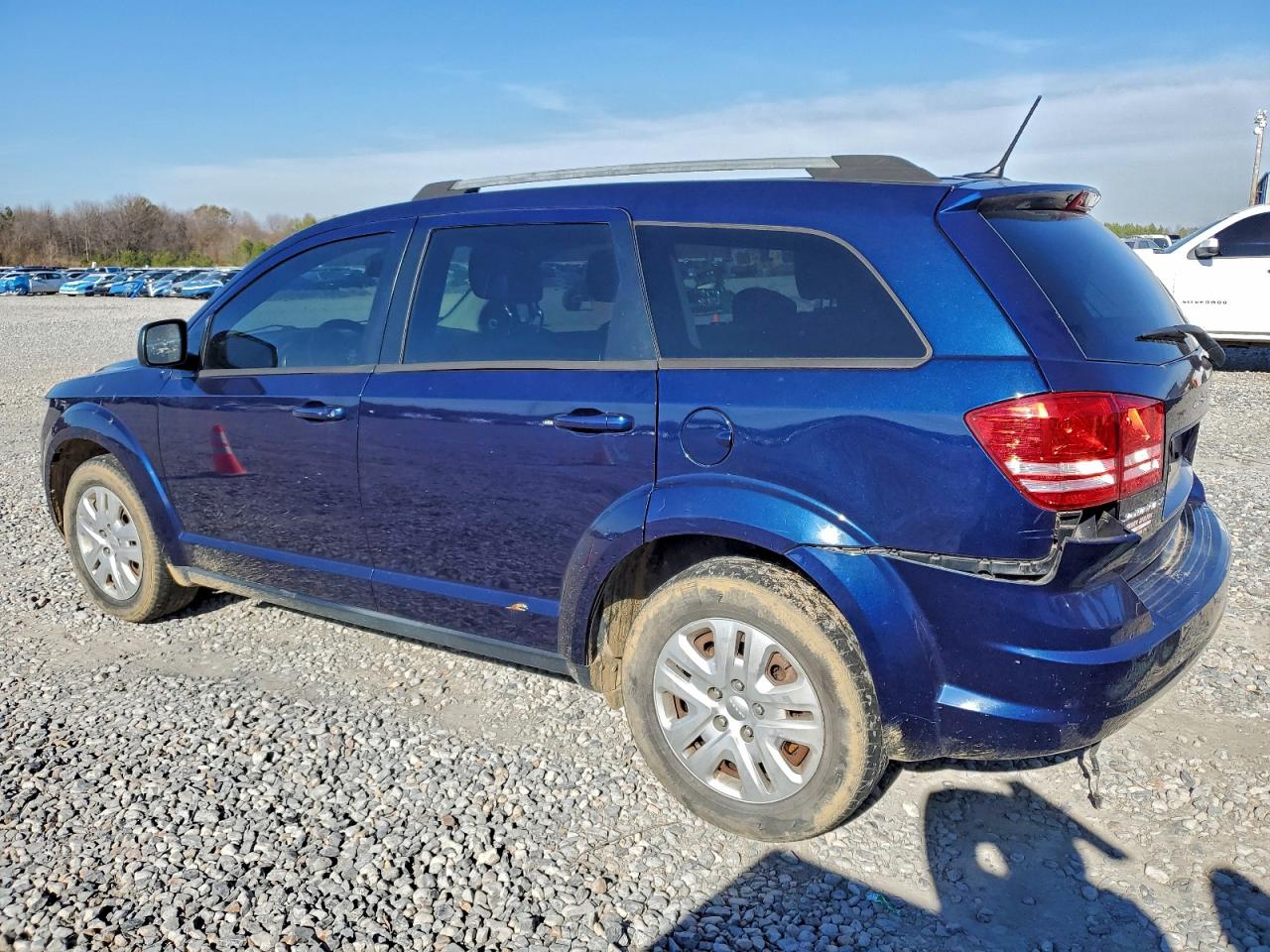 2018 DODGE JOURNEY SE photo 2