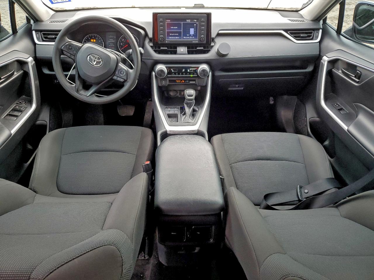 2022 TOYOTA RAV4 LE photo 8