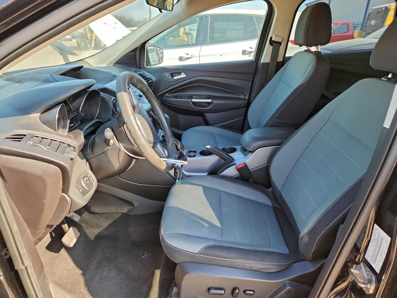 2016 FORD ESCAPE SE photo 7