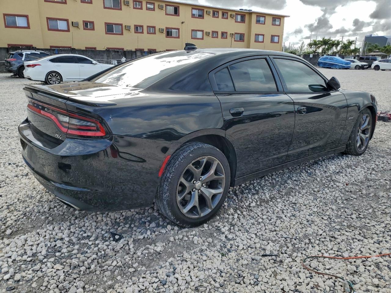 2016 DODGE CHARGER R/T photo 5