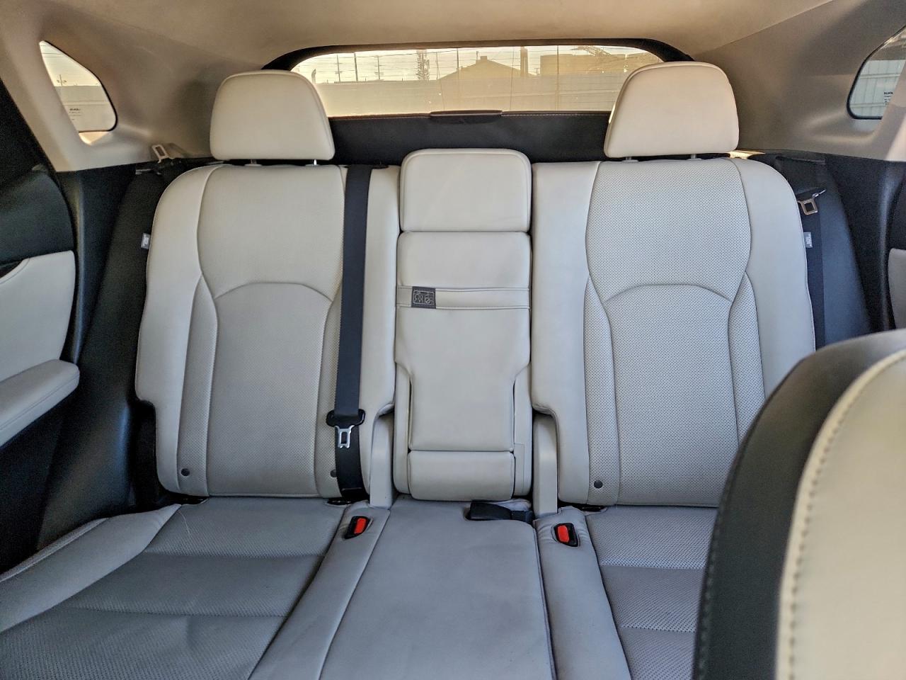 2016 LEXUS RX 350 BASE photo 19