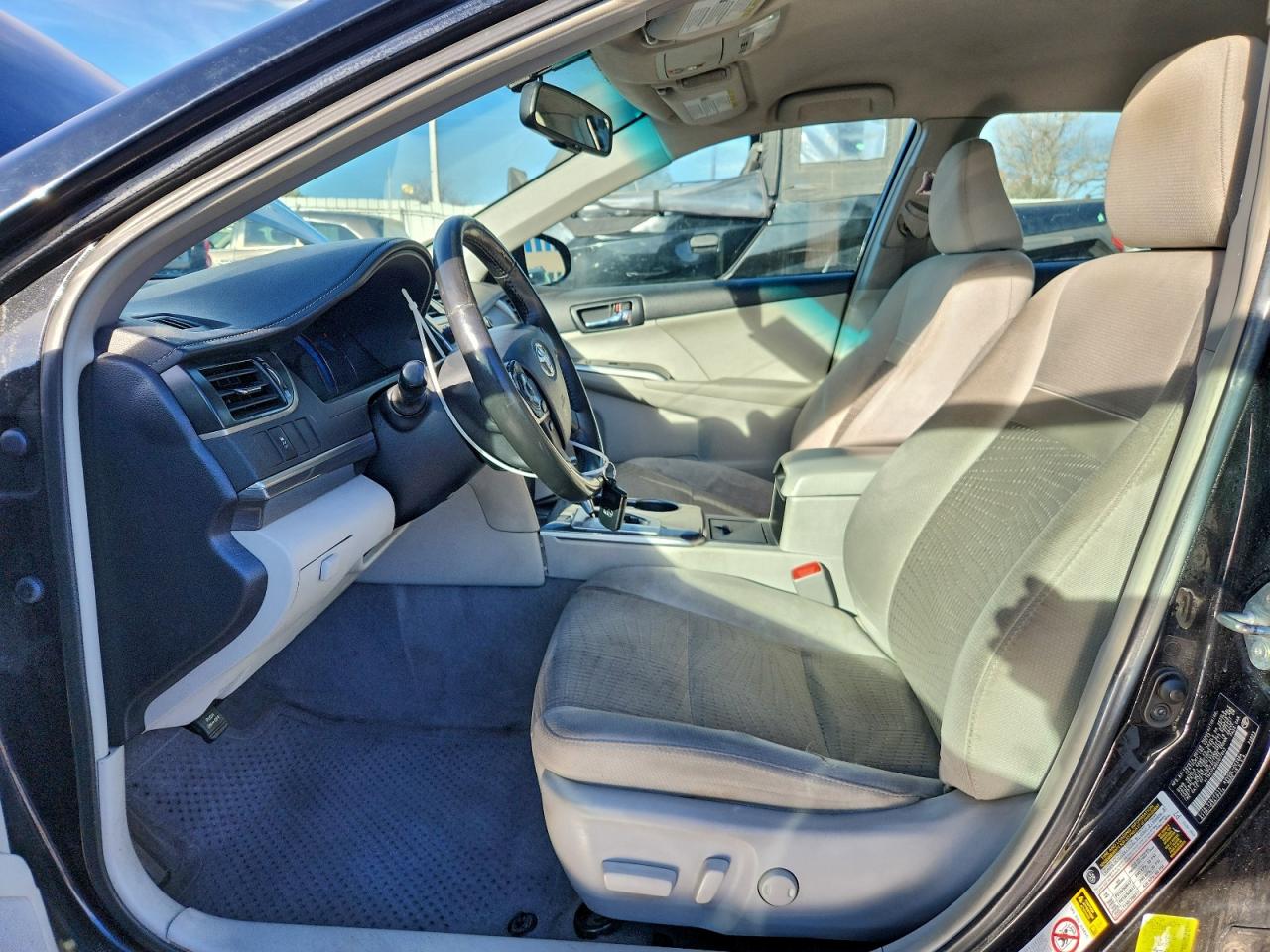 2013 TOYOTA CAMRY HYBRID photo 13