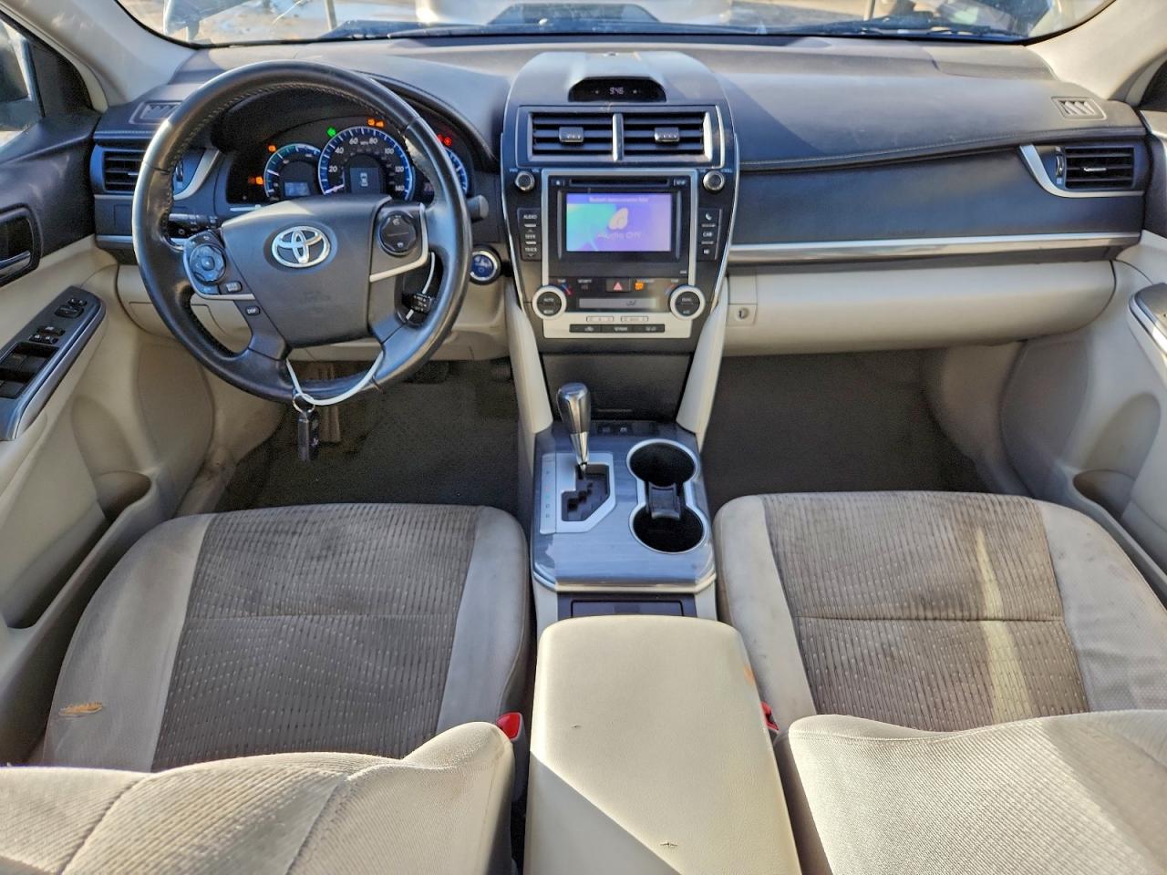 2013 TOYOTA CAMRY HYBRID photo 15