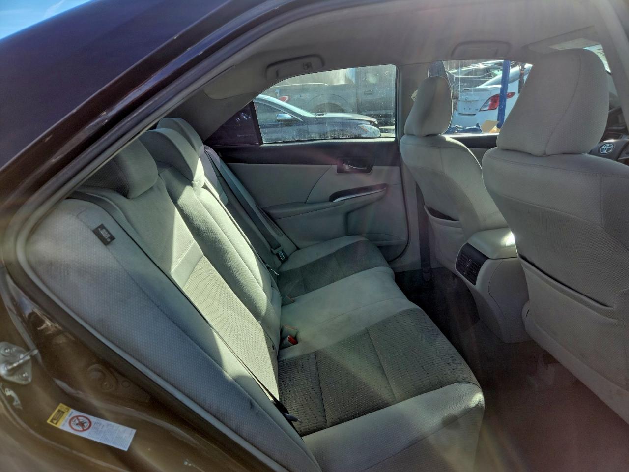 2013 TOYOTA CAMRY HYBRID photo 19