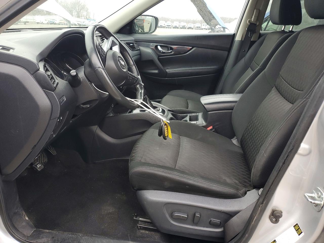 2018 NISSAN ROGUE S photo 7