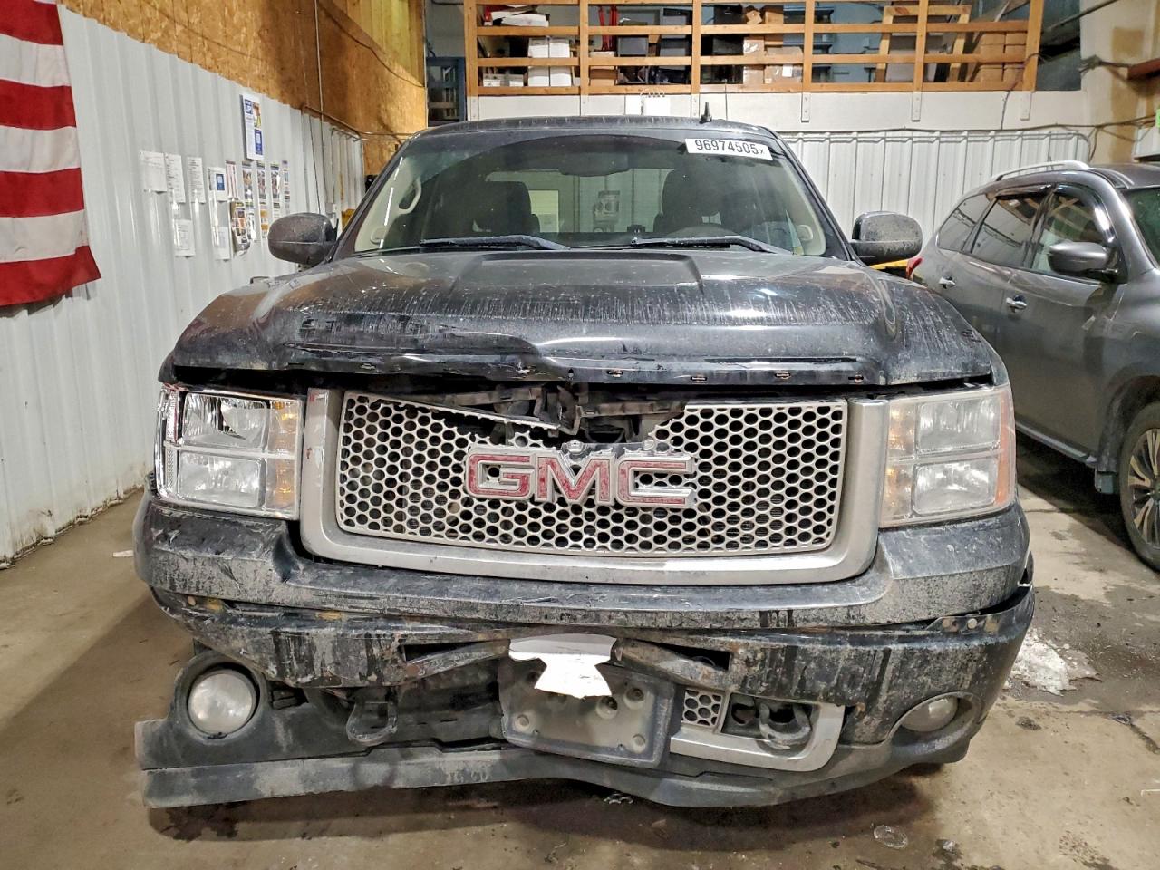 2011 GMC SIERRA K1500 DENALI photo 9