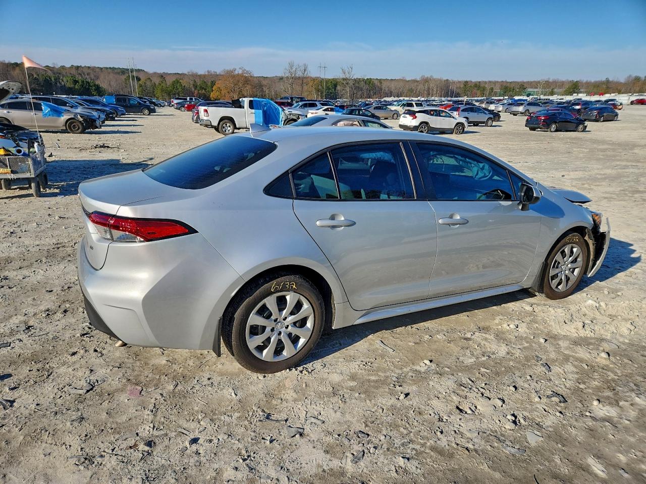 2025 TOYOTA COROLLA LE photo 5