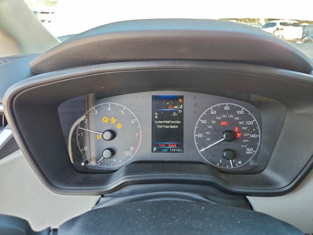 2025 TOYOTA COROLLA LE photo 17