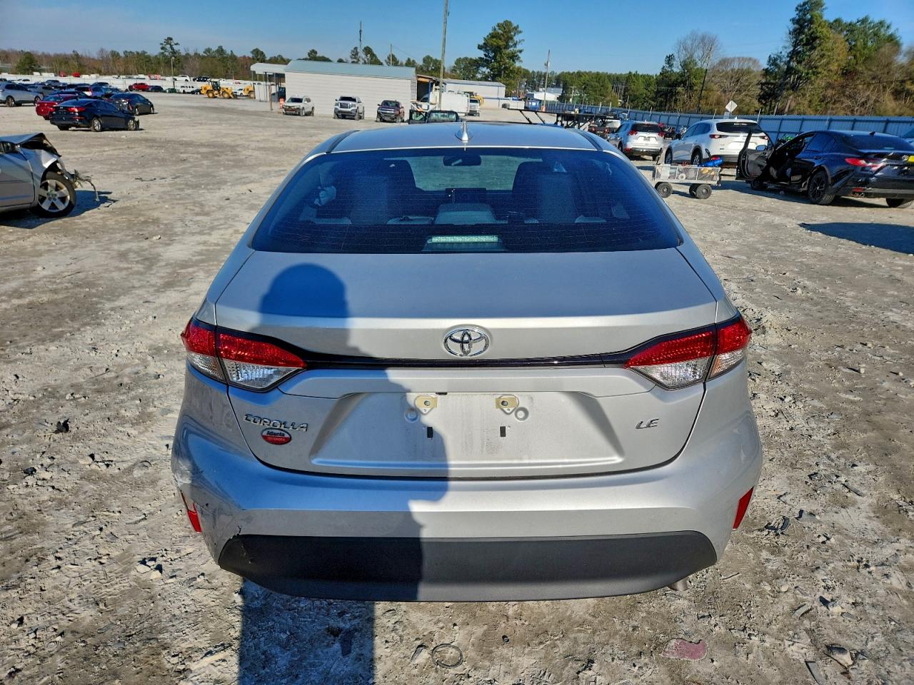 2025 TOYOTA COROLLA LE photo 11