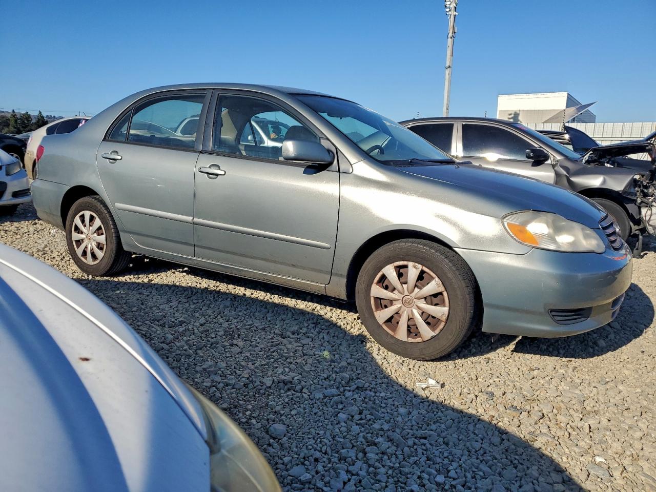 2003 TOYOTA COROLLA CE photo 4
