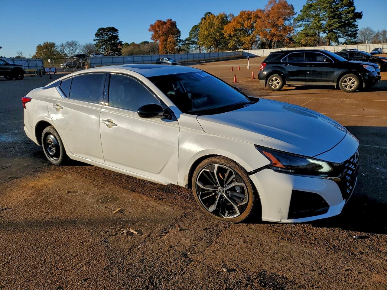 2024 NISSAN ALTIMA SR photo 4