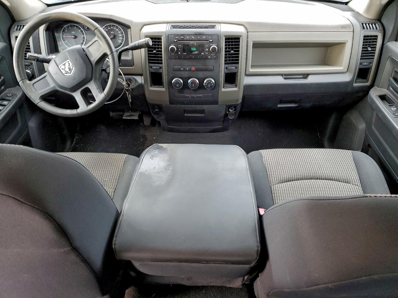 2010 DODGE RAM 1500 photo 8