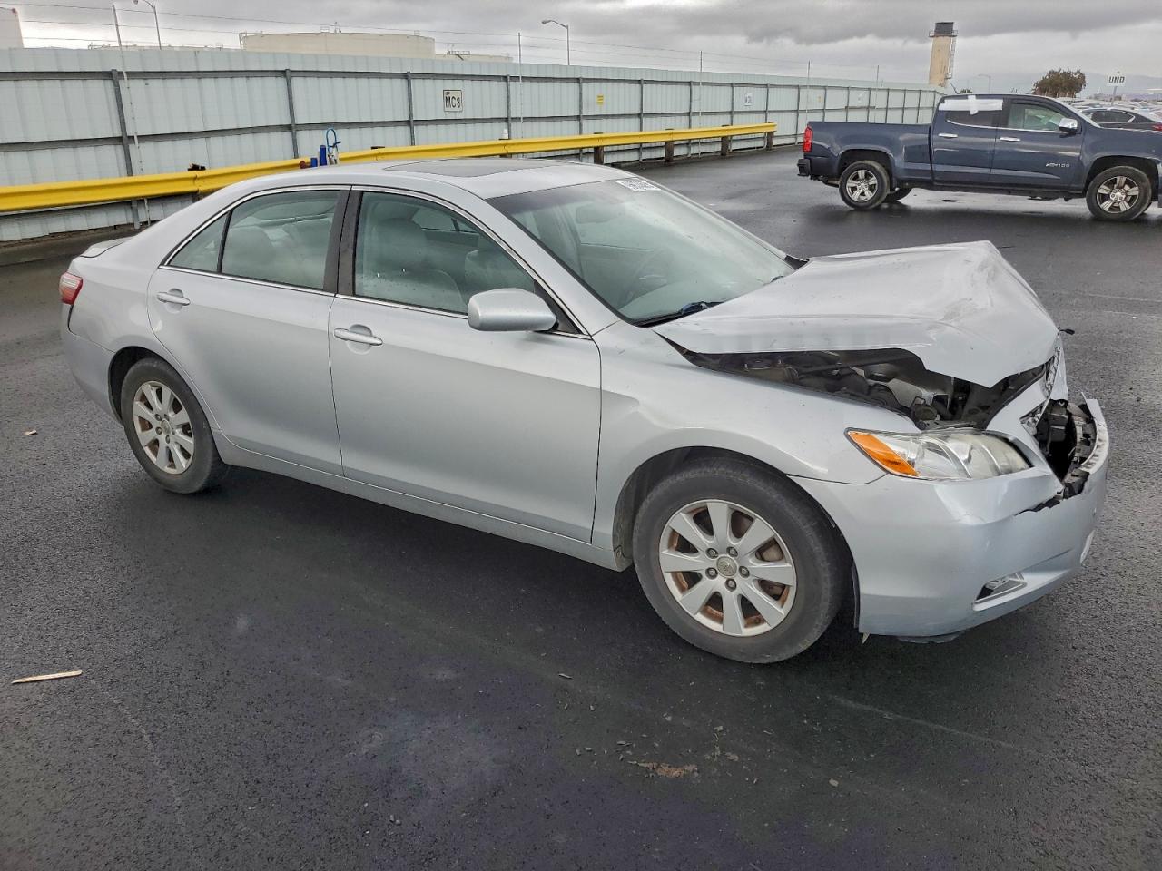 2007 TOYOTA CAMRY LE photo 4