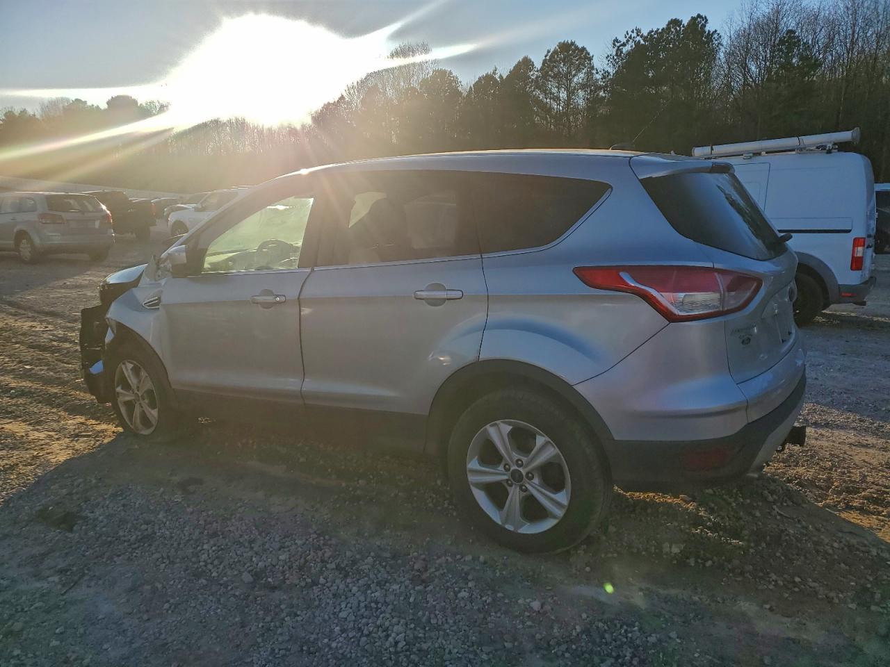 2015 FORD ESCAPE SE photo 2