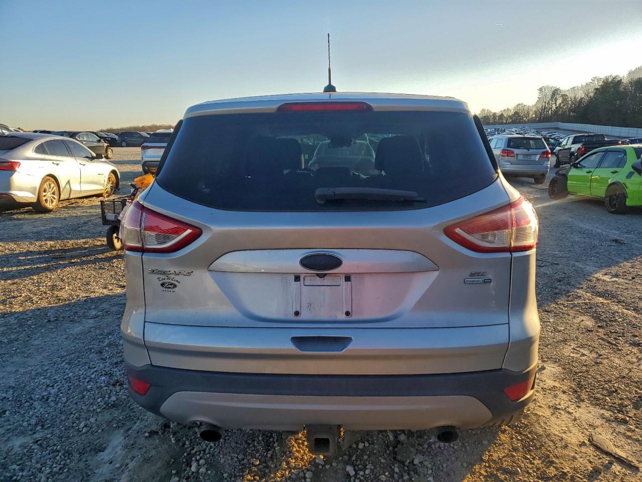 2015 FORD ESCAPE SE photo 6