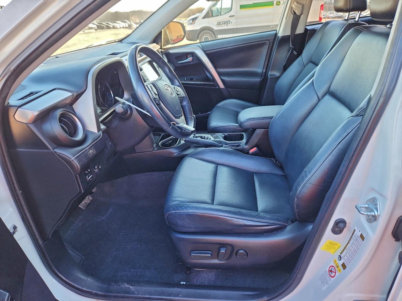 2016 TOYOTA RAV4 LIMITED photo 7
