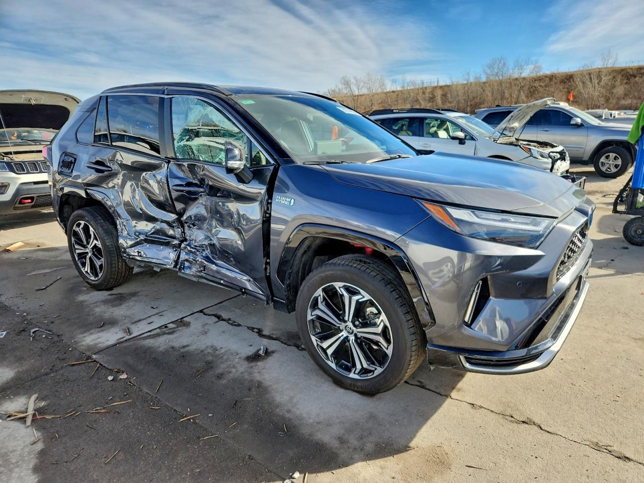 2024 TOYOTA RAV4 PRIME XSE photo 4