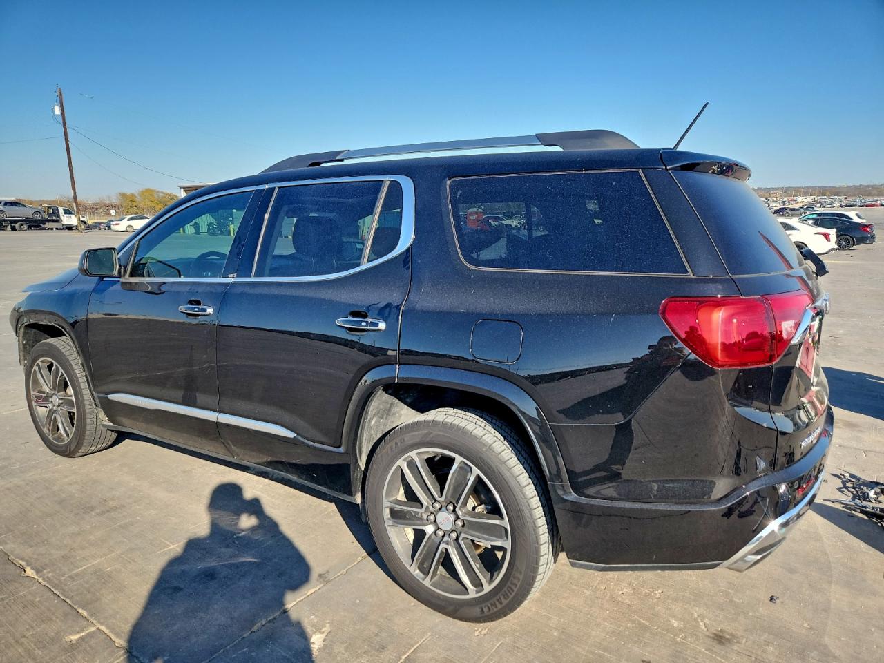 2019 GMC ACADIA DENALI photo 2