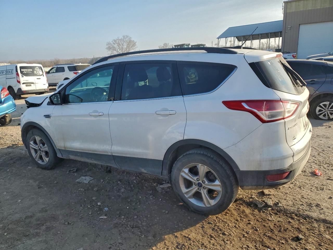 2014 FORD ESCAPE SE photo 2