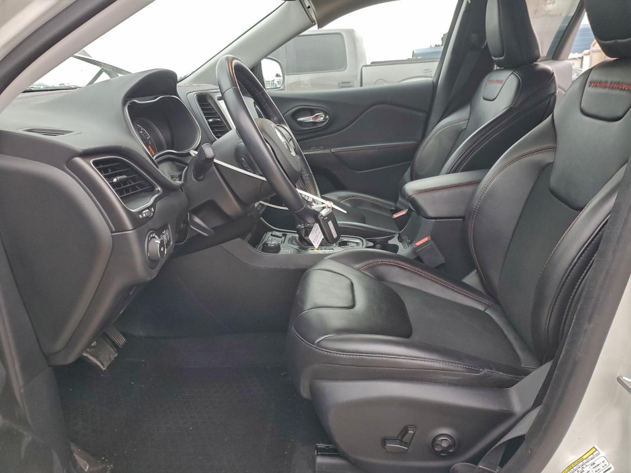 2019 JEEP CHEROKEE TRAILHAWK photo 7