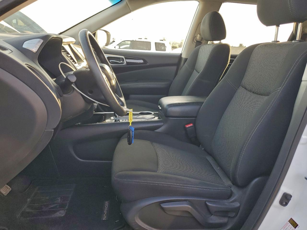 2020 NISSAN PATHFINDER S photo 7