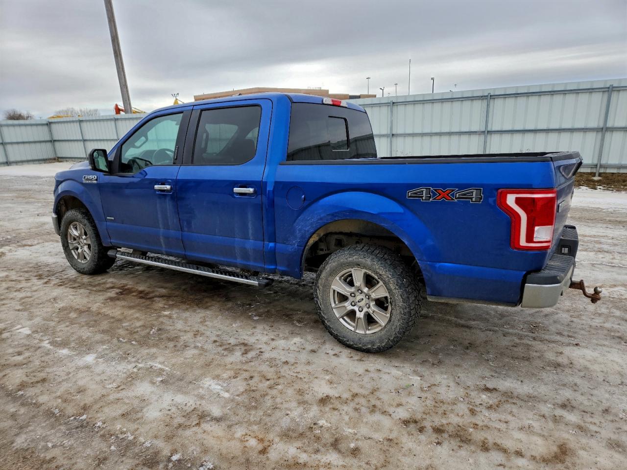 2017 FORD F150 SUPERCREW photo 2