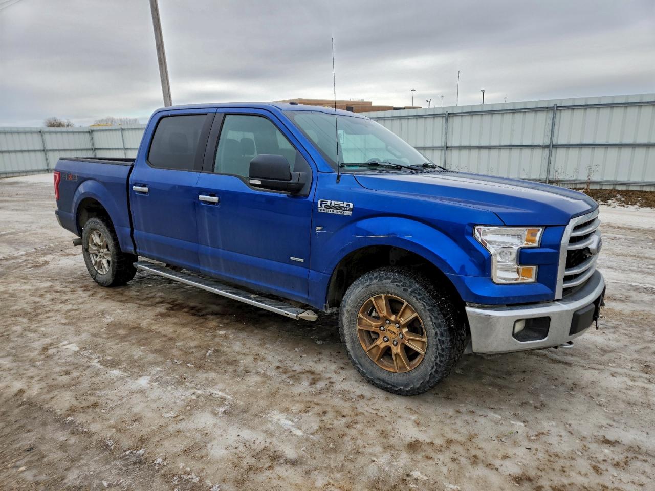 2017 FORD F150 SUPERCREW photo 4