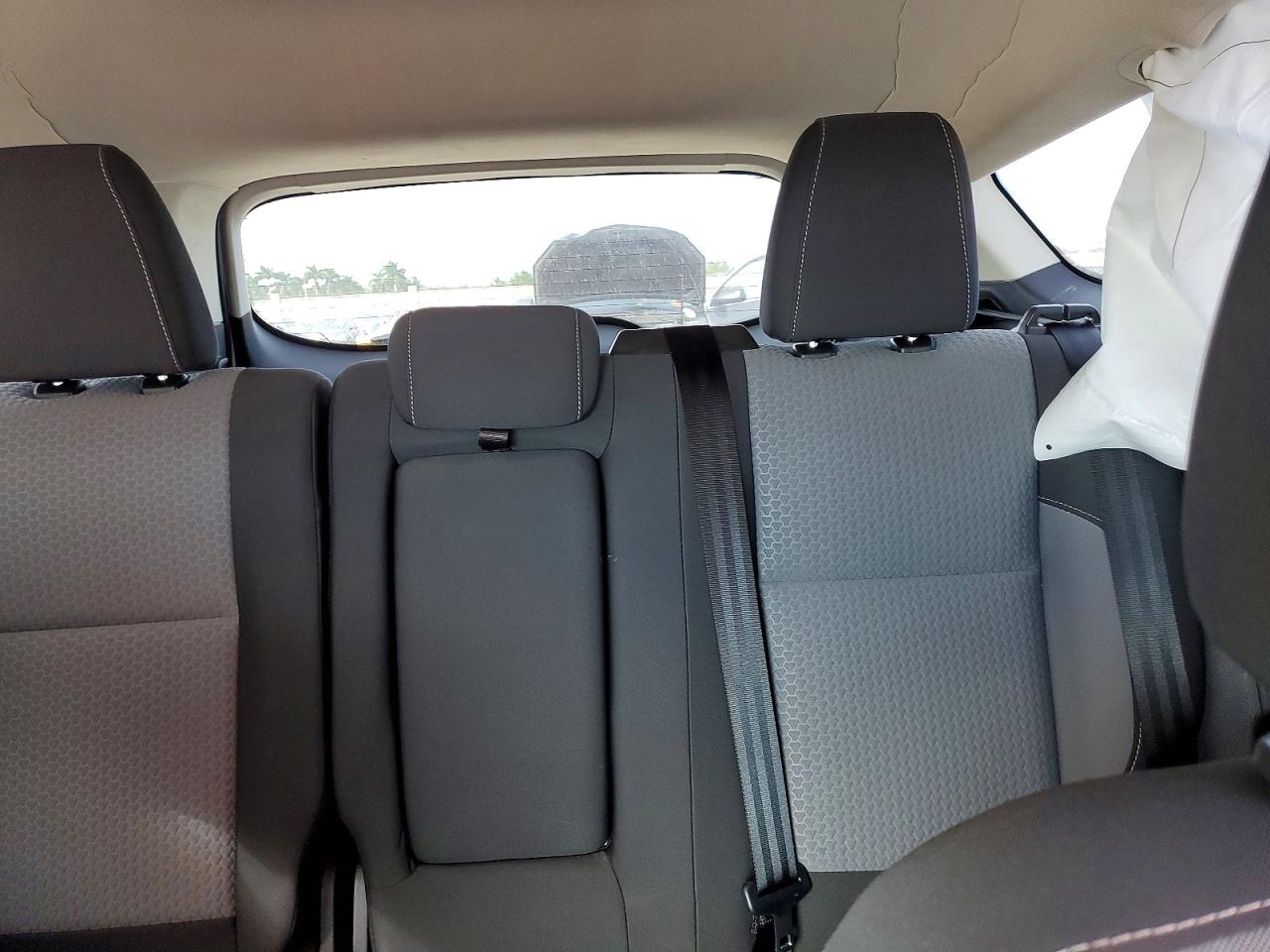 2017 FORD ESCAPE SE photo 10