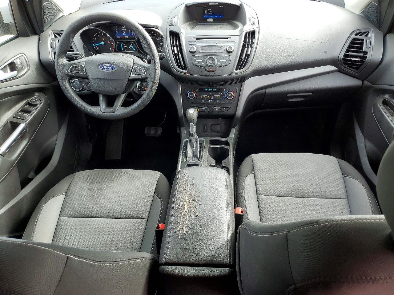 2017 FORD ESCAPE SE photo 8