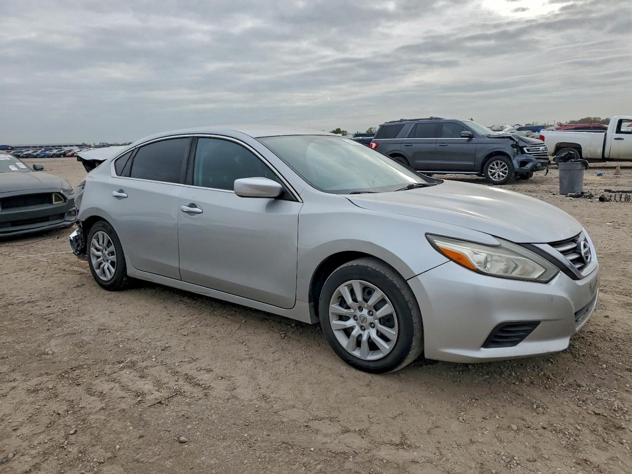 2017 NISSAN ALTIMA 2.5 photo 4