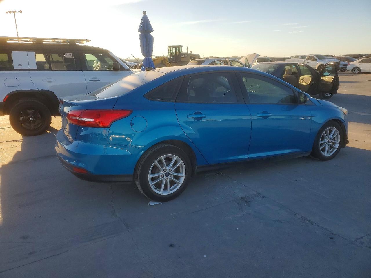 2015 FORD FOCUS SE photo 5