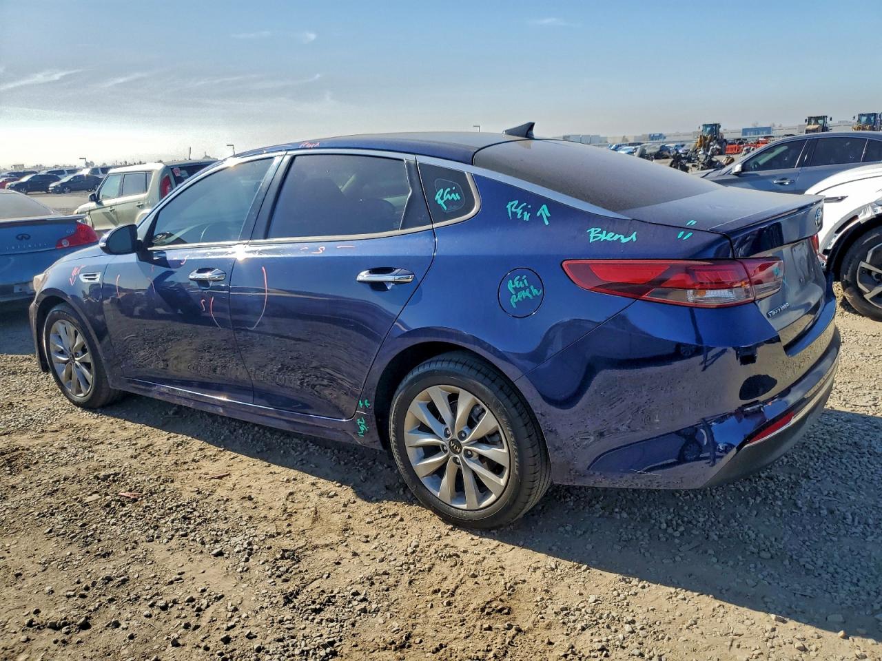 2018 KIA OPTIMA LX photo 3