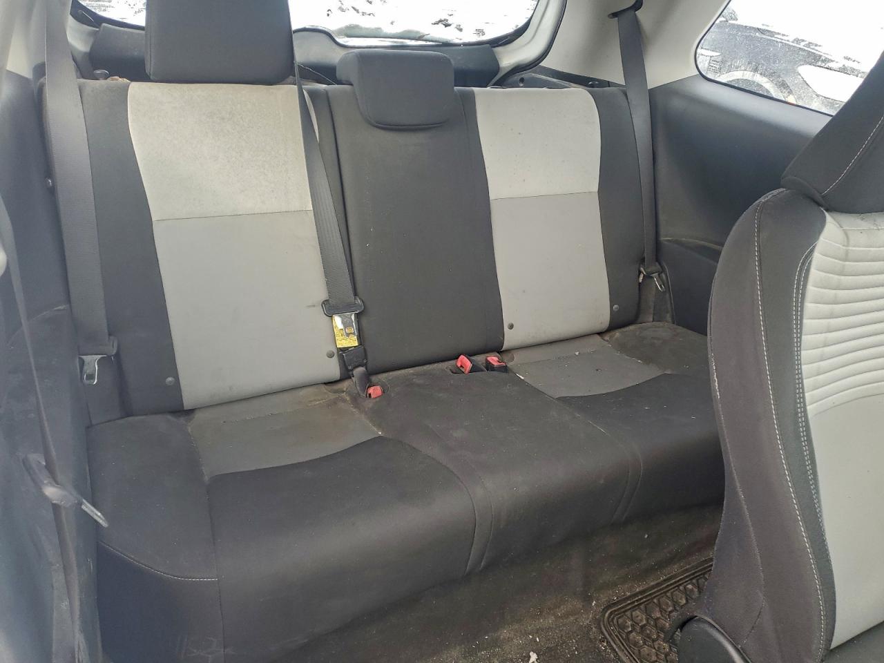 2018 TOYOTA YARIS L photo 19