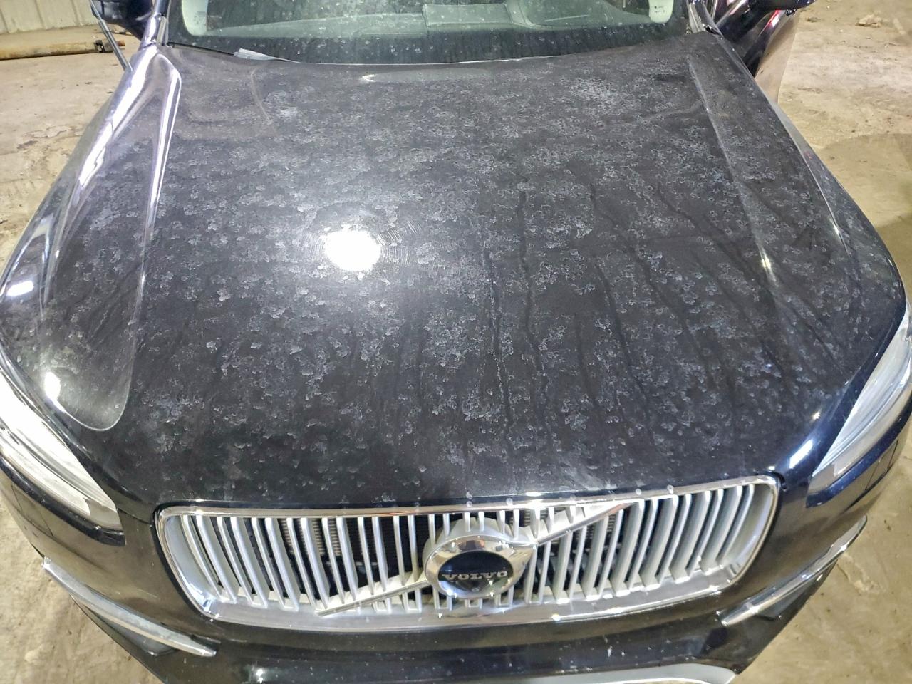 2016 VOLVO XC90 T6 photo 12