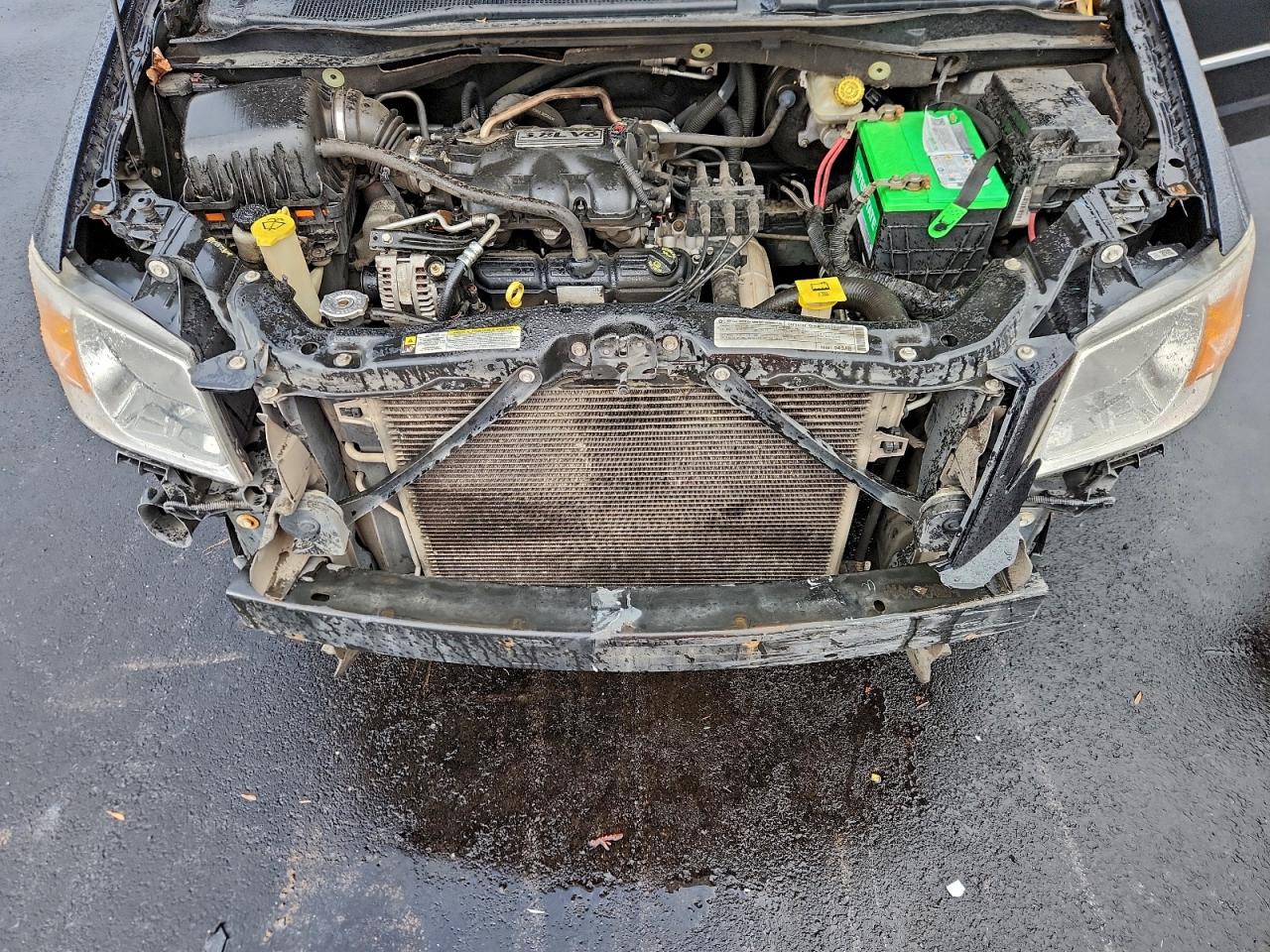 2010 DODGE GRAND CARAVAN SXT photo 12