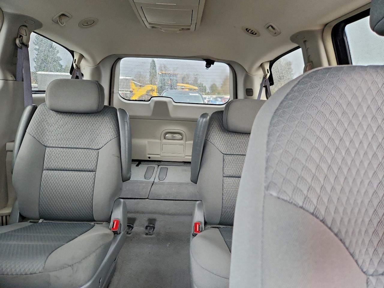 2010 DODGE GRAND CARAVAN SXT photo 10