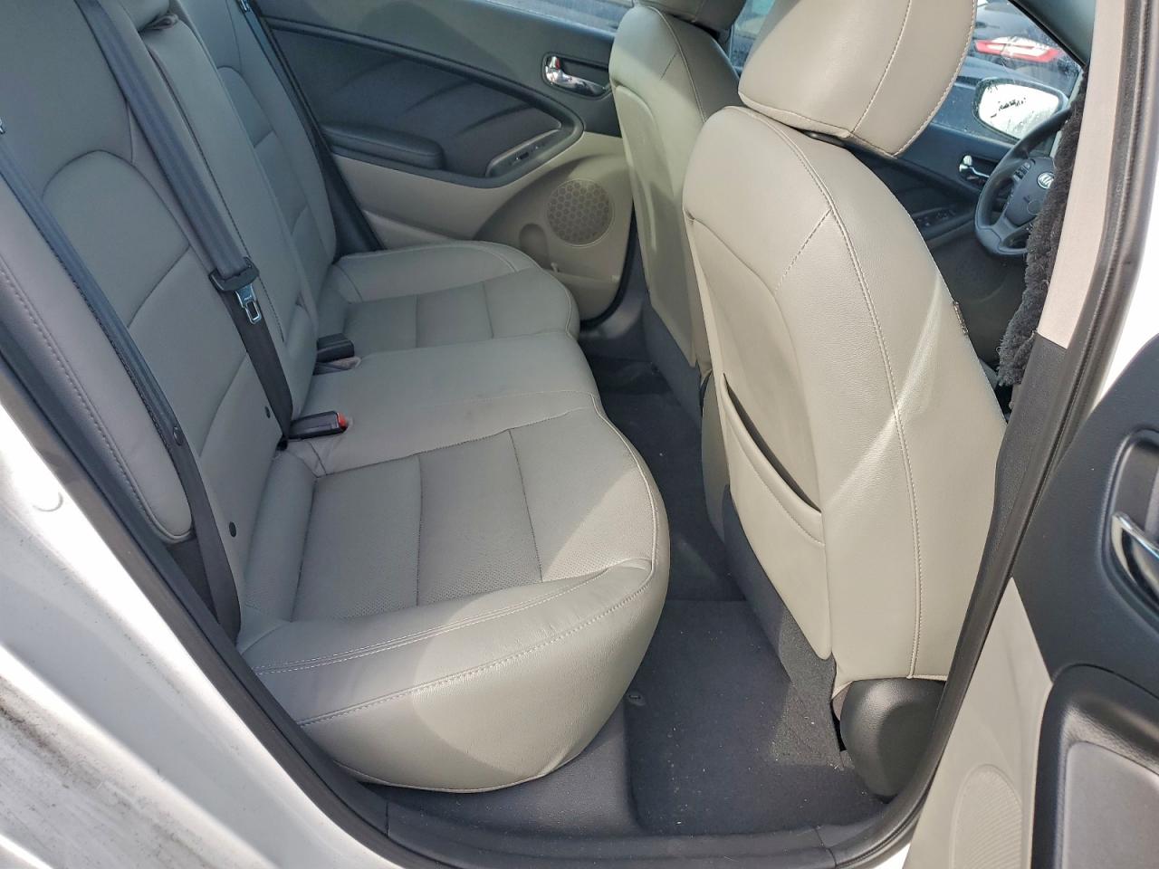 2015 KIA FORTE EX photo 10