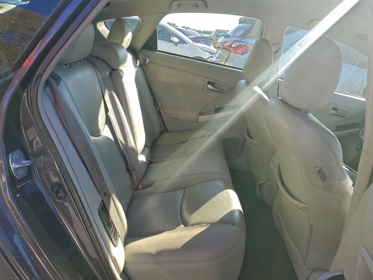 2012 TOYOTA PRIUS photo 10