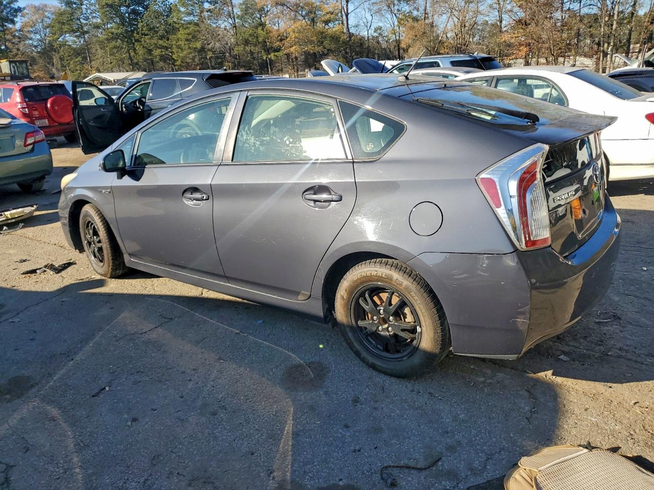 2012 TOYOTA PRIUS photo 2