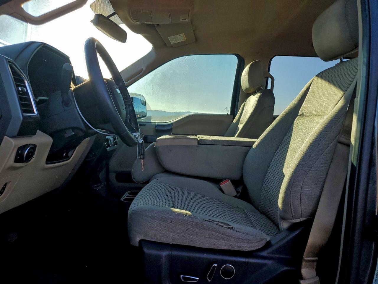 2015 FORD F150 SUPERCREW photo 13