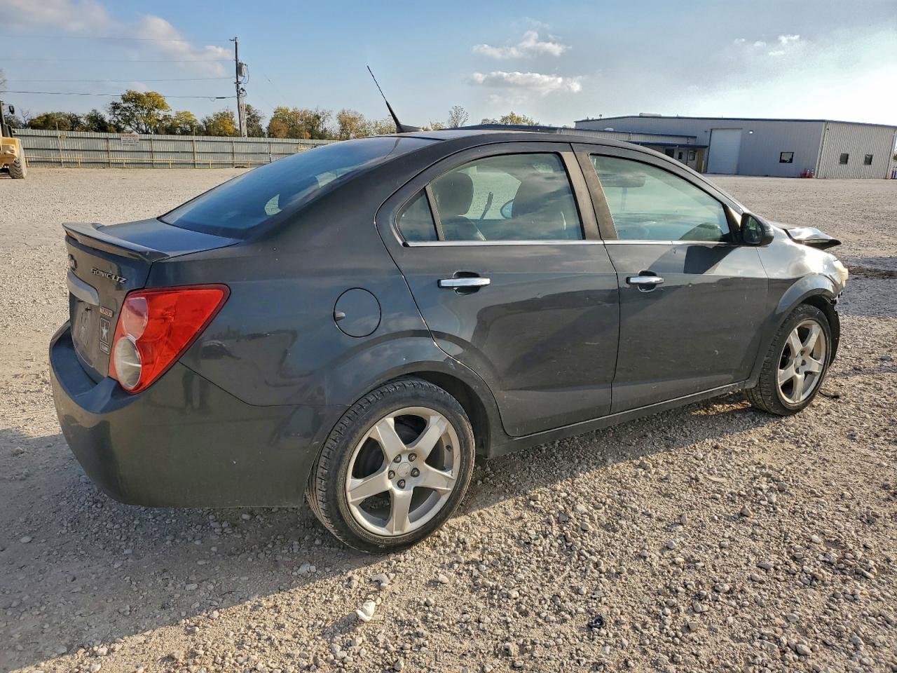 2014 CHEVROLET SONIC LTZ photo 5