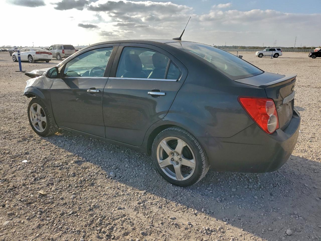 2014 CHEVROLET SONIC LTZ photo 3