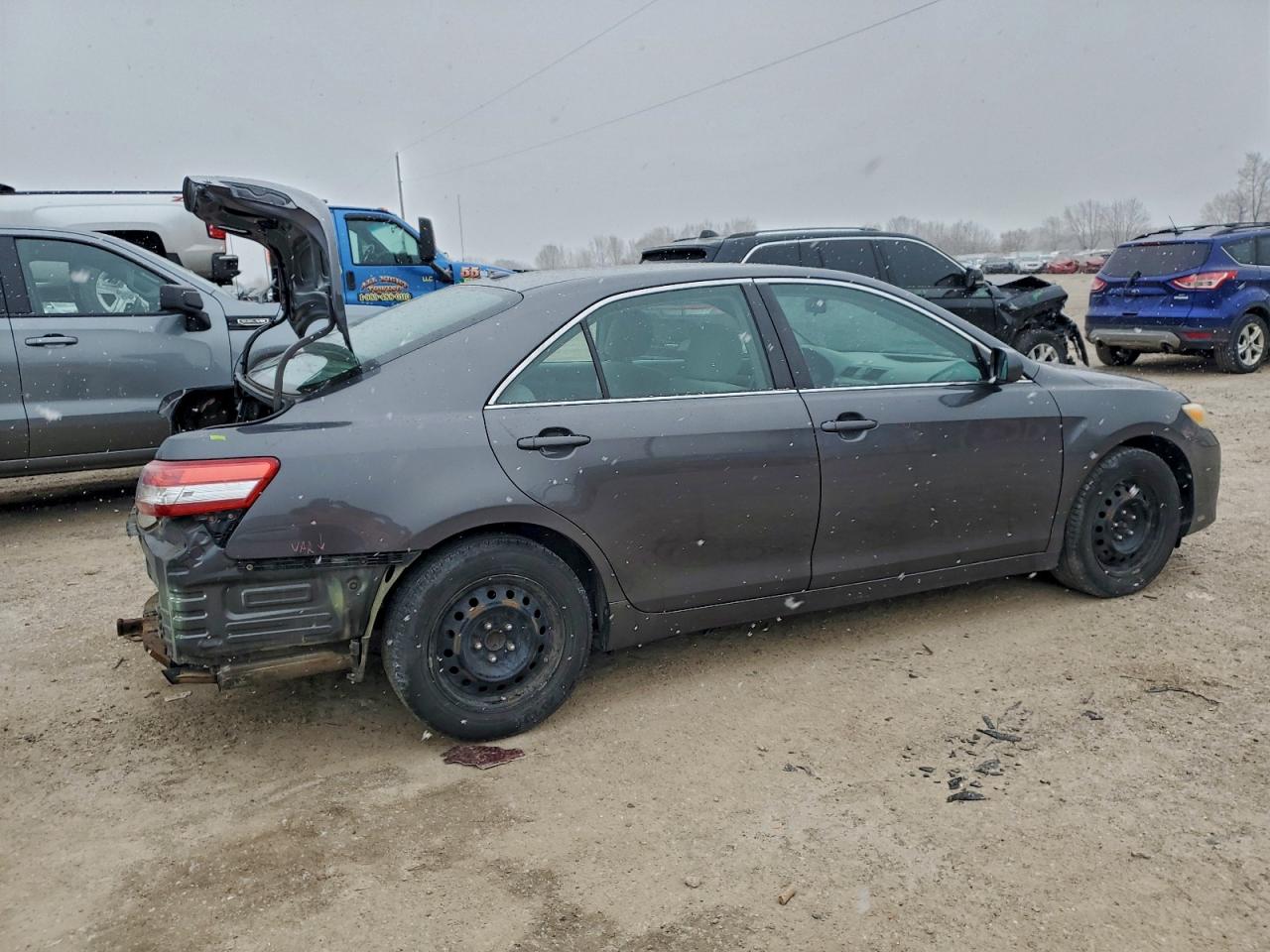 2011 TOYOTA CAMRY BASE photo 5